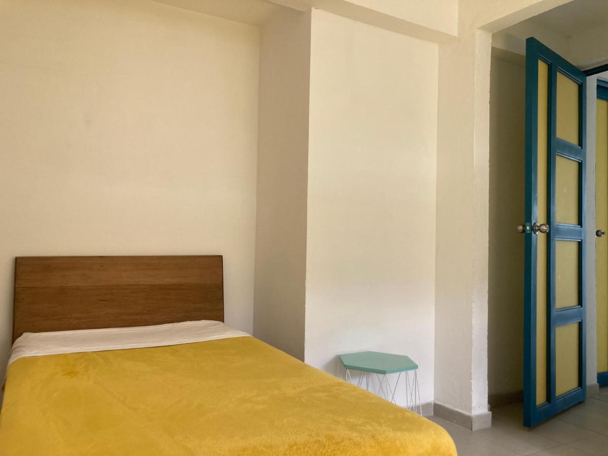 Hostal Casa Lantana La Candelaria โบโกตา ภายนอก รูปภาพ