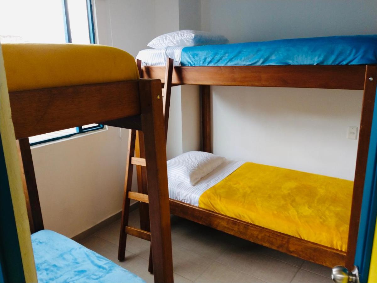 Hostal Casa Lantana La Candelaria โบโกตา ภายนอก รูปภาพ