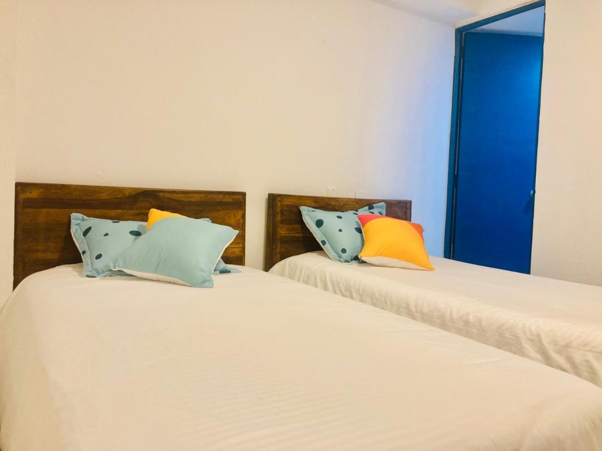 Hostal Casa Lantana La Candelaria โบโกตา ภายนอก รูปภาพ